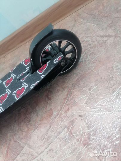 Трюковой самокат