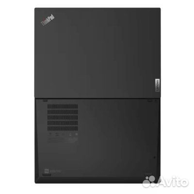 Ноутбук Lenovo ThinkPad P14s Gen 3 21AKS0PU00