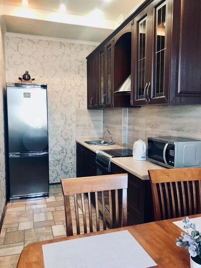 2-к. квартира, 56 м², 2/5 эт.