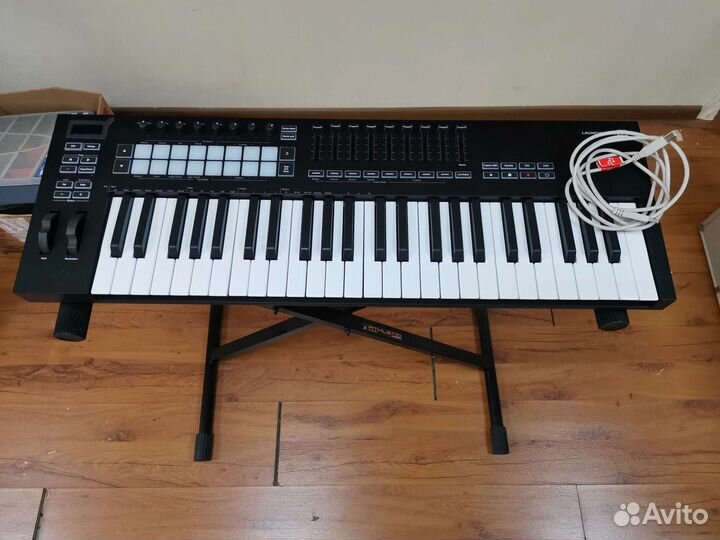 Midi-клавиатура 49 Novation Launchkey 49 MK3