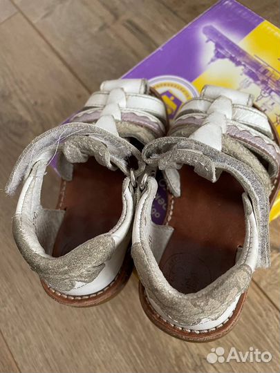 Сандалии для девочки 21 размер