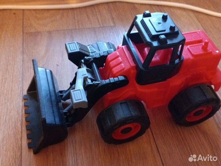 Детский трактор