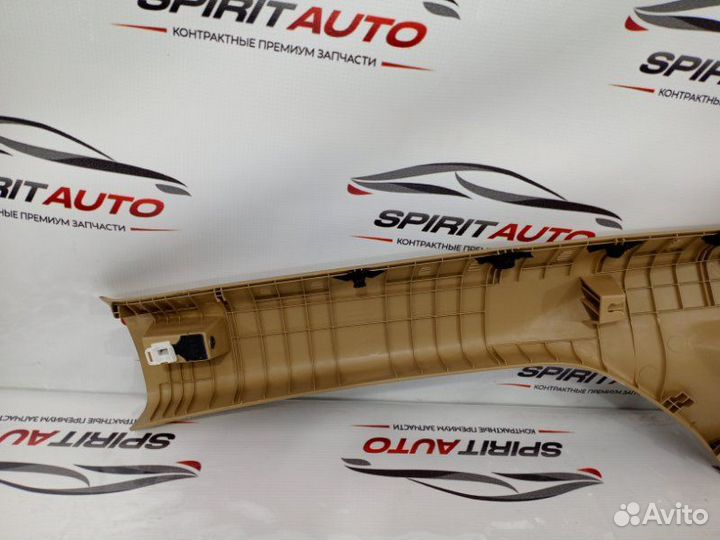 Накладка стойки лобового стекла Kia Carnival 3 2.2