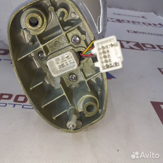 Зеркало двери в сборе левое hyundai XG