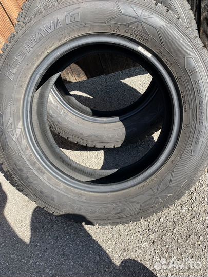Goodyear Ice Navi 6 215/60 R16