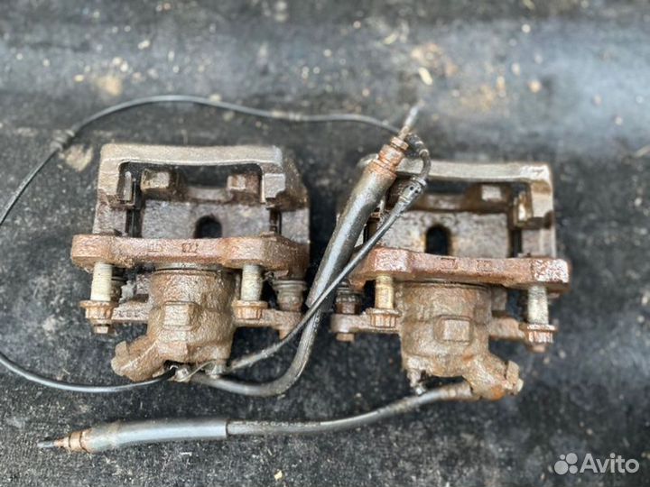 Суппорт задний Land Rover Discovery 4 306DT 3.0