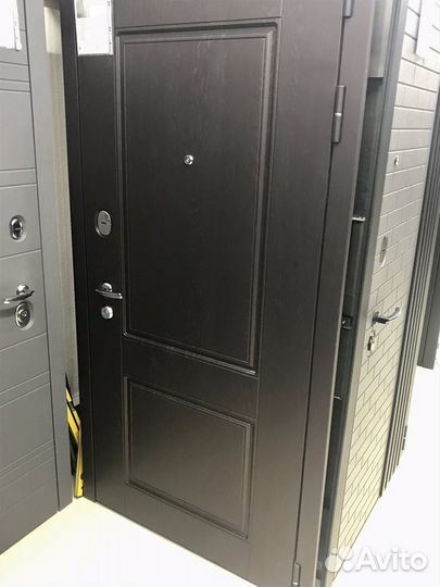 Дверь входная