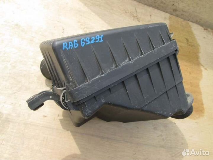 Корпус воздушного фильтра Honda Odyssey RA6 F23A