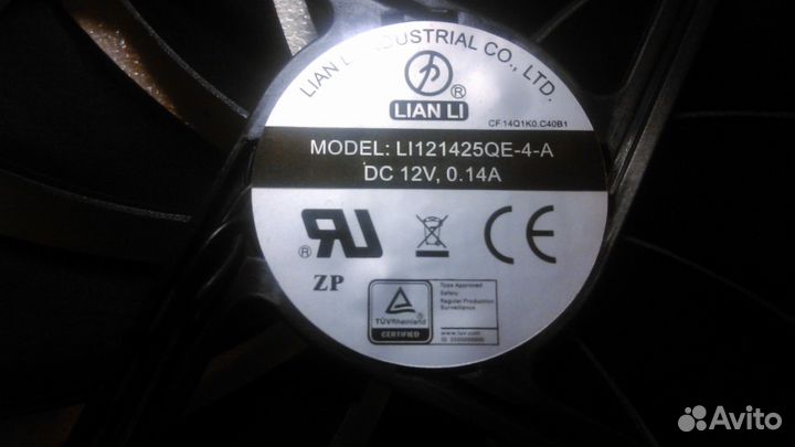 Продам оригинальные кулеры Lian Li, 140 мм