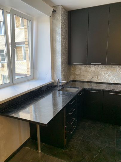 1-к. квартира, 42 м², 4/9 эт.