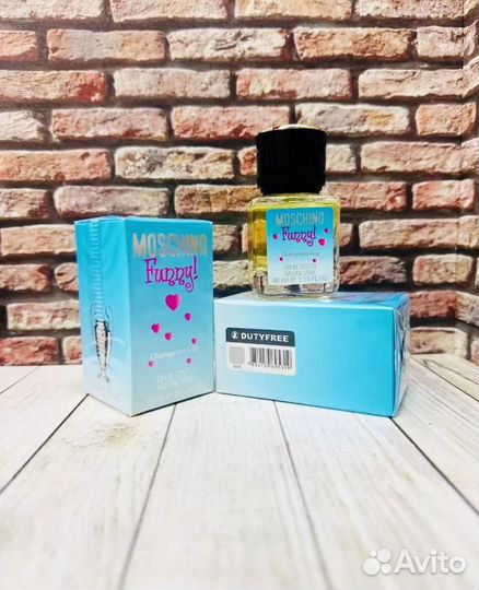 Moschino funny парфюм женский Москино Фанни духи