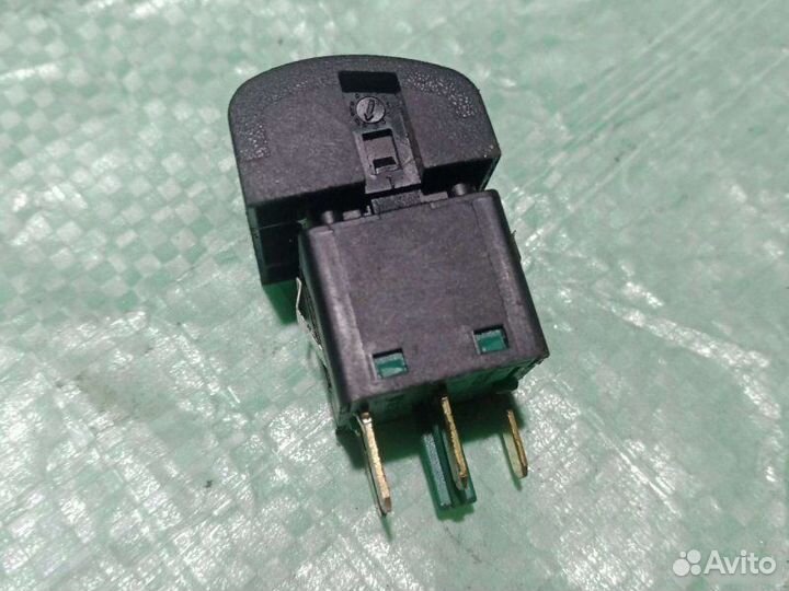 Кнопка включения кондиционера Opel Vectra B