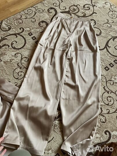 Костюм женский