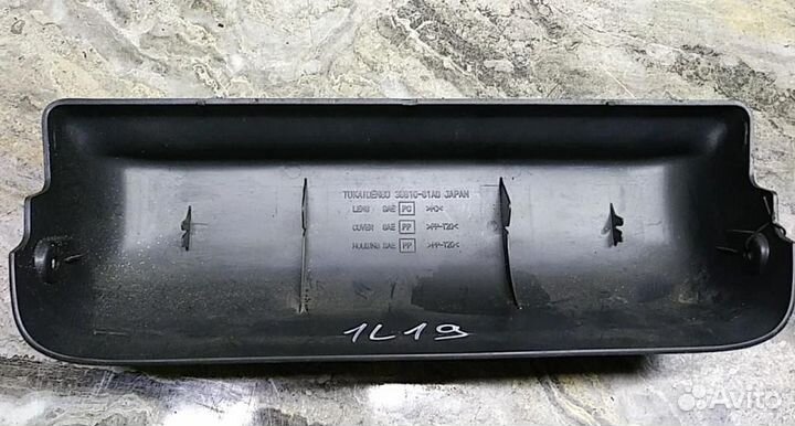 Накладка (Доп.стоп сигнала) Suzuki Jimny (2005-20