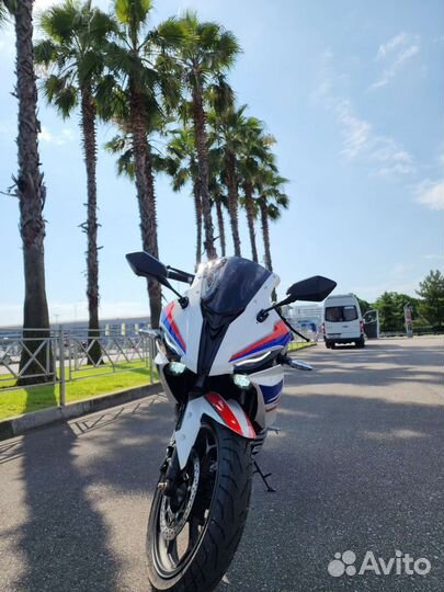 BMW RR Электромотоцикл 3000 W 80Ah