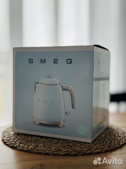 Чайник электрический Smeg