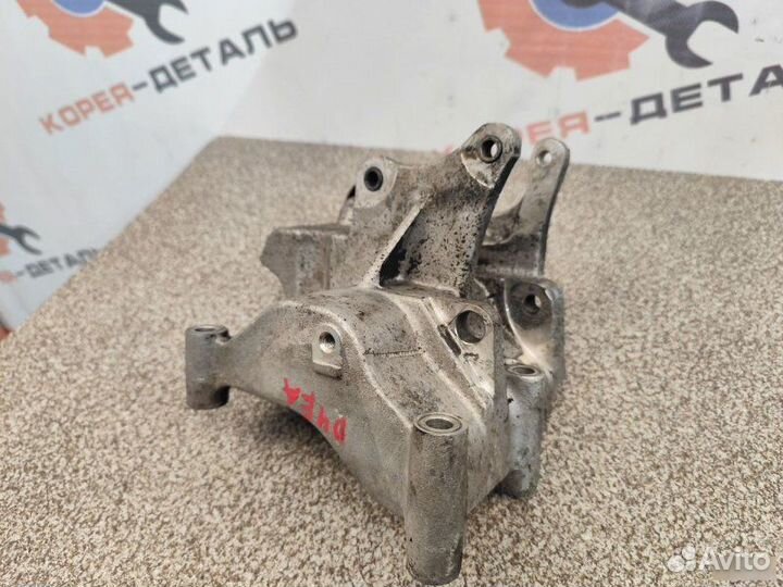 Кронштейн генератора Hyundai Santa Fe SM D4EA