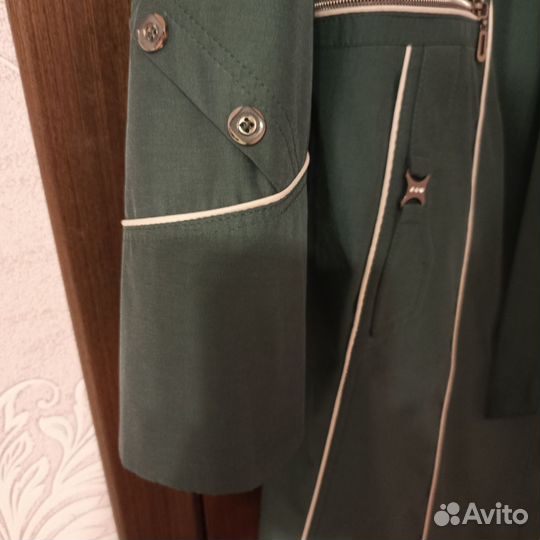 Плащ демисезонный женский 50 52