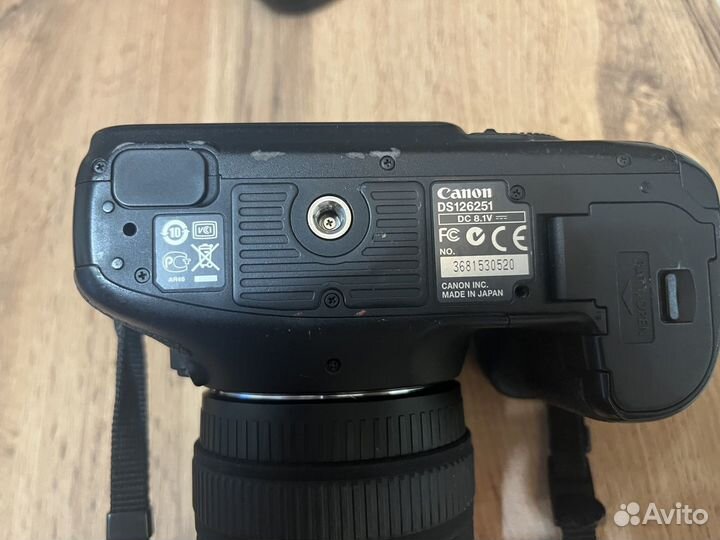 Зеркальный фотоаппарат canon EOS 7D