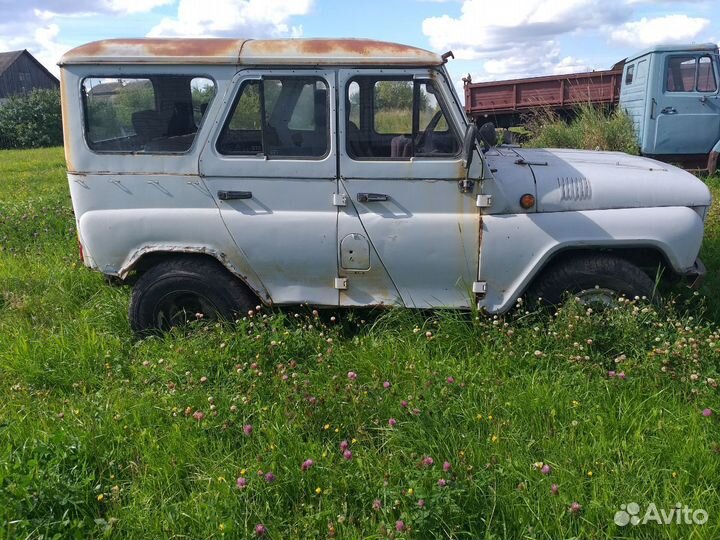 УАЗ на запчасти 469