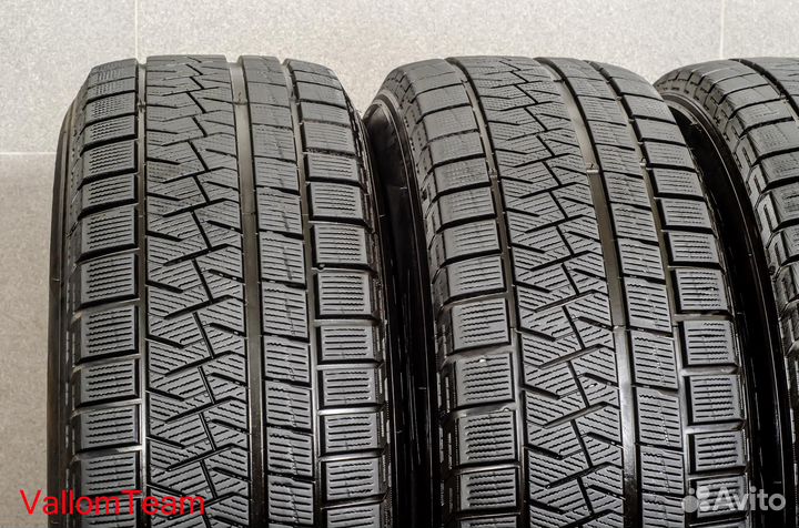 Pirelli Ice Asimmetrico Plus 235/60 R18 107Q