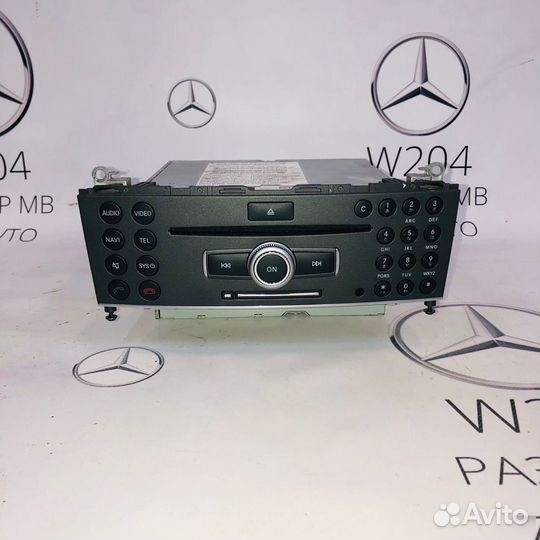 Магнитола Mercedes W204