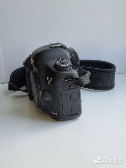 Canon eos 5d mark iii 3