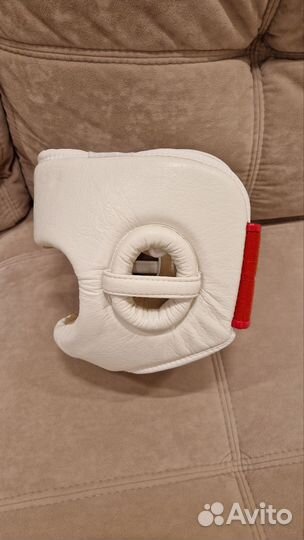 Шлем и перчатки карате Киокусинкай