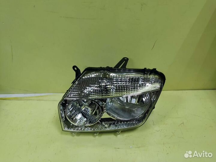 Фара на Renault Duster/хром
