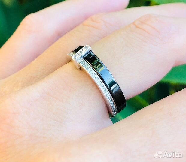 Серебряное кольцо с керамикой 17,0 размера