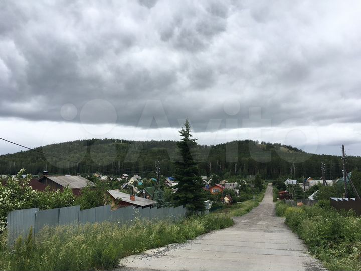 Дом 25 м² на участке 5,5 сот.