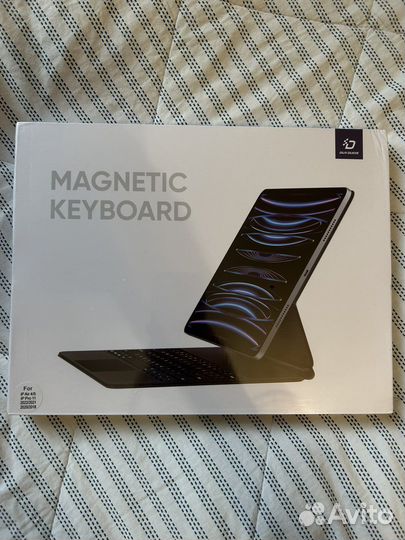 Чехол-клавиатура для iPad