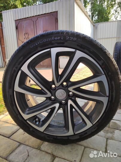 Литые диски r18 5x114,3