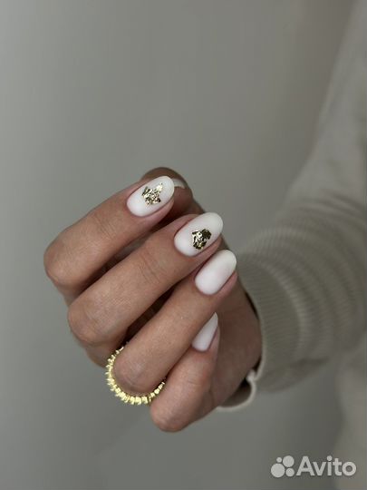 Маникюр и наращивание ногтей