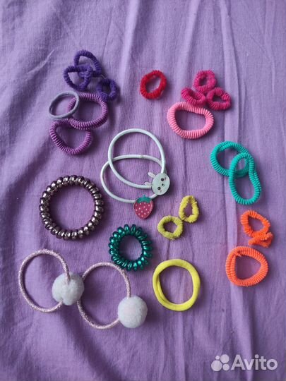 Набор резинок и заколок для волос