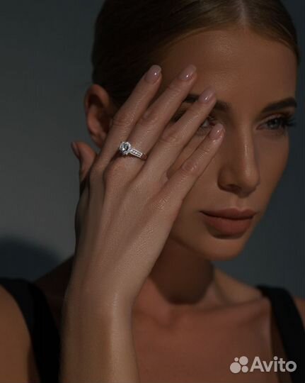 Золотое кольцо с бриллиантами 1.70 Ct GIA