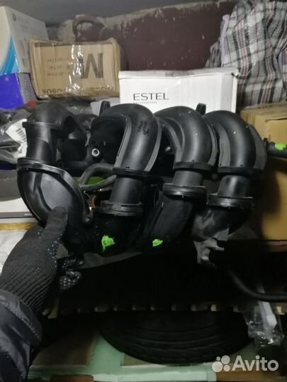 Коллектор впускной Ford Focus 2 2005-2008