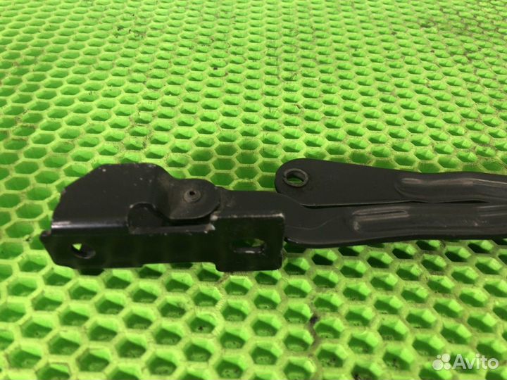 Ограничитель двери багажника (комплект)