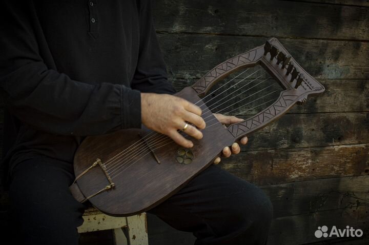 Кравик лира