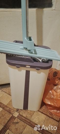 Ведро и швабра с отжимом