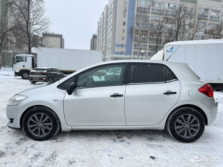 Toyota Auris 1.4 МТ, 2009, 268 945 км