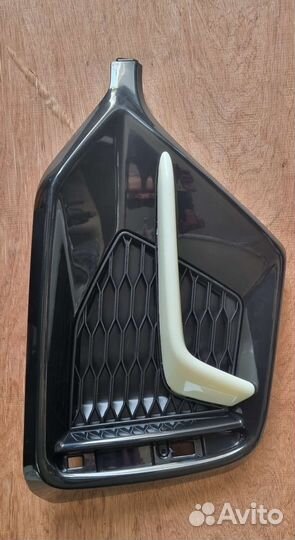 Заглушка бампера Honda Civic 10