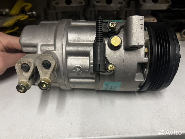 Компрессор кондиционера оригинал BMW 316/318i E46