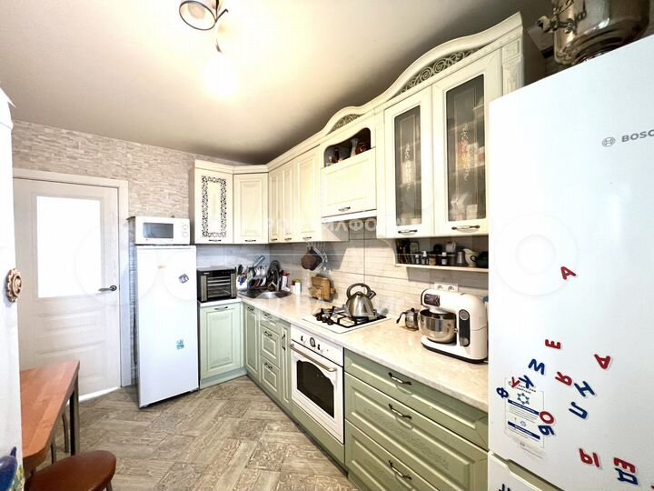 3-к. квартира, 60,9 м², 2/5 эт.