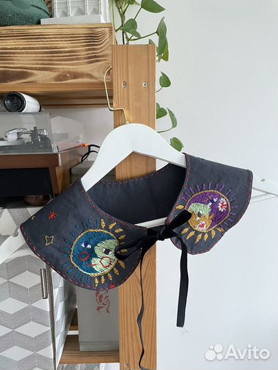 Воротник с вышивкой