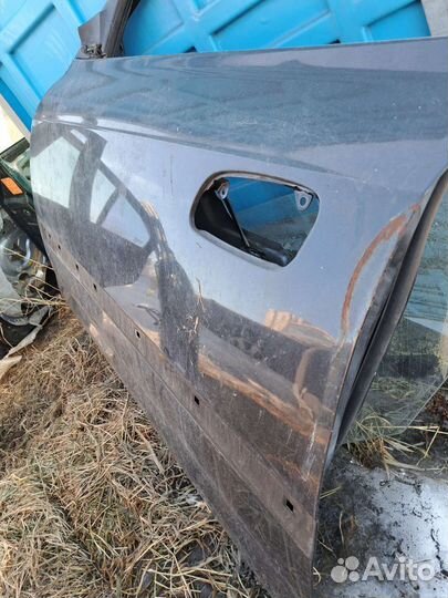 Дверь передняя Hyundai elantra