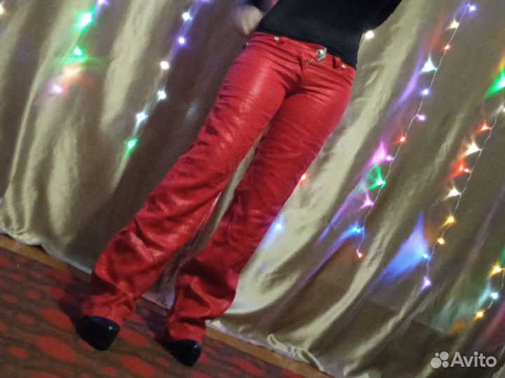 Брюки красные