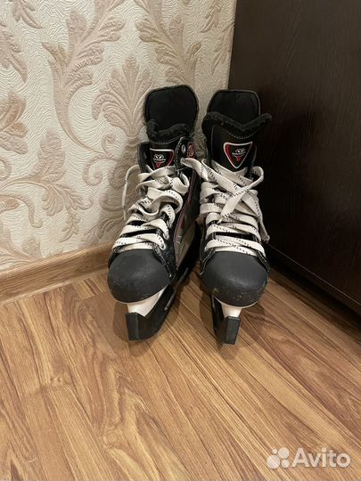 Коньки хоккейные Dallas 43 размер