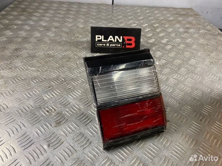 Стоп-сигнал задний левый Volkswagen Passat B3