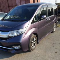 Honda Stepwgn 1.5 CVT, 2015, 96 000 км, с пробегом, цена 2 100 000 руб.